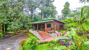 Casa Familia Rio Celeste